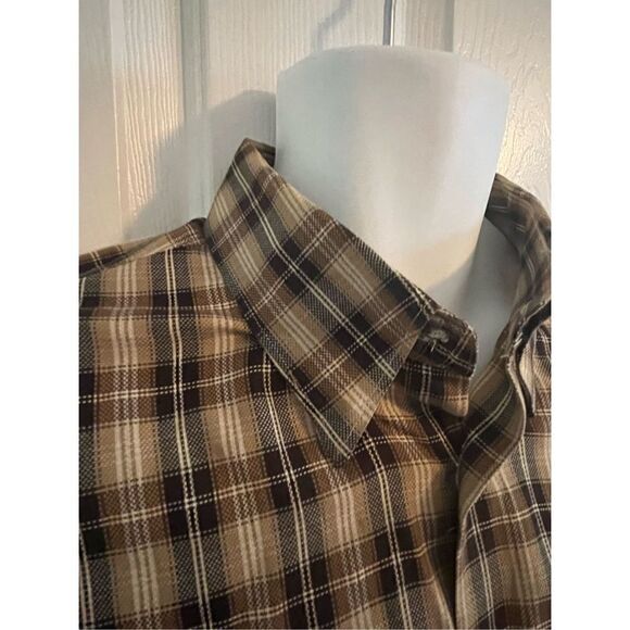 T. Harris London Plaid Long Sleeve Button Up. Size XXL - Picture 2 of 5